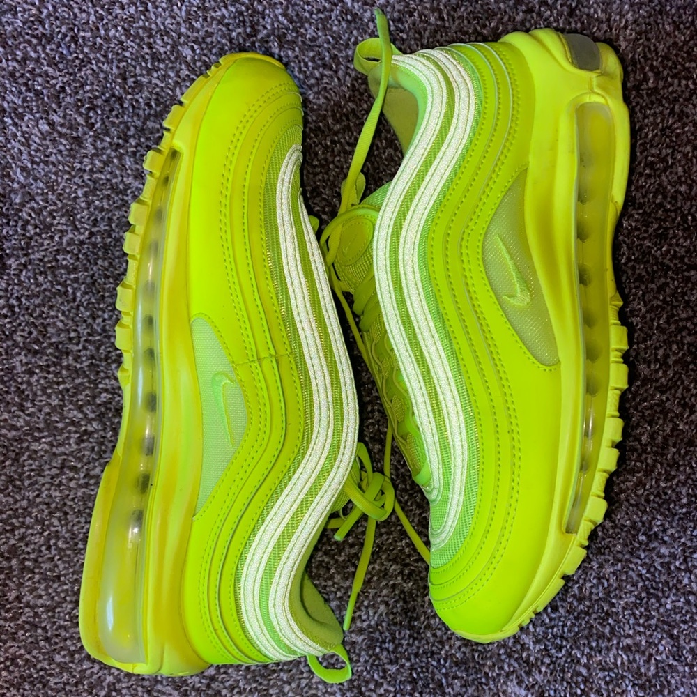 NIKE WMNS AIR MAX 97 'VOLT'